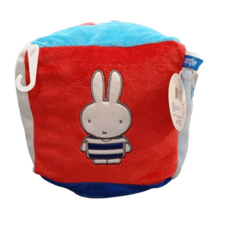 Nijntje kubus fun at sea